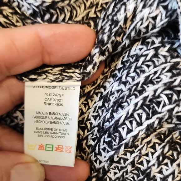 RD Style Monochrome Knit Sweater - Picture 14 of 15